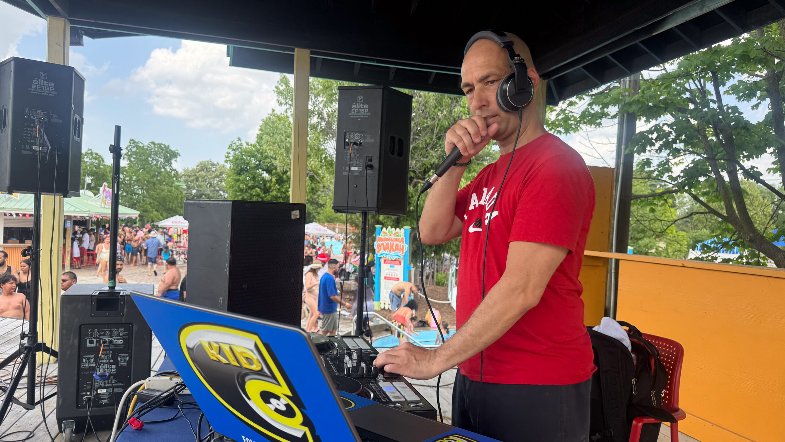 Poolside DJ